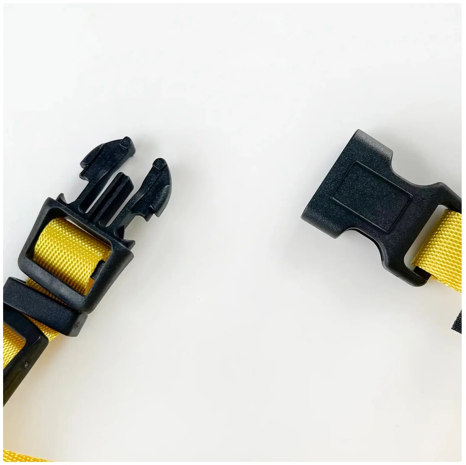 Breathable Mesh Anti-Biting Dog Muzzle – Comfortable, Safe & Adjustable for Small to Large Breeds